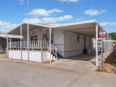 22020 Nisqually Road 3 Apple Valley CA 92308