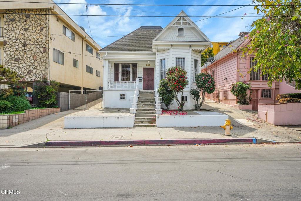 808 New Depot Street