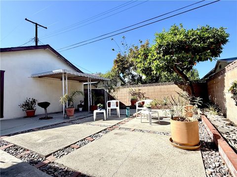 Photo of 507 E Proctor St, Wilmington, CA 90744 (MLS # SB26081002)