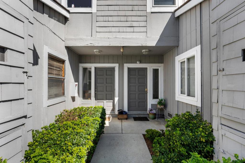 106 Bascom Court