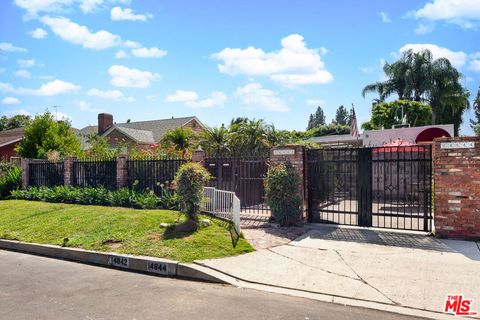 Photo of 14842 Morrison Street, Sherman Oaks, CA 91403 (MLS # 26640513)