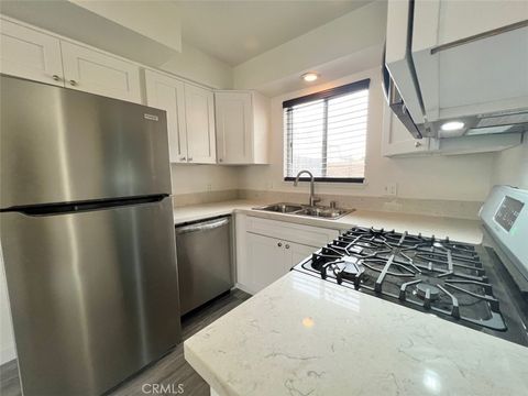 Photo of 9912 Continental Drive, Huntington Beach, CA 92646 (MLS # OC26069299)