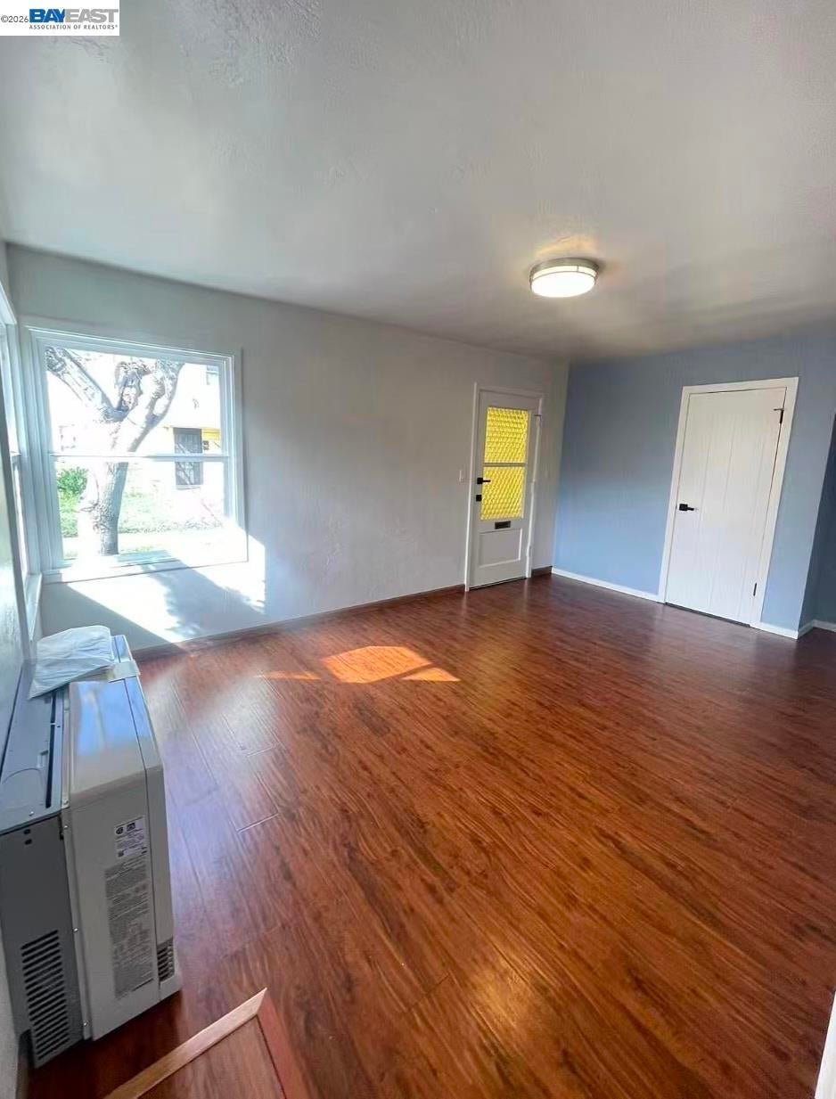 318 Cypress St D