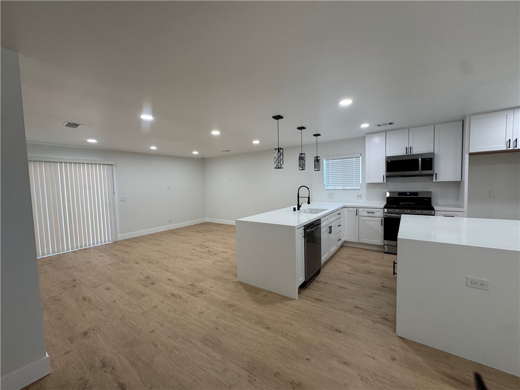 1873 W Broadway