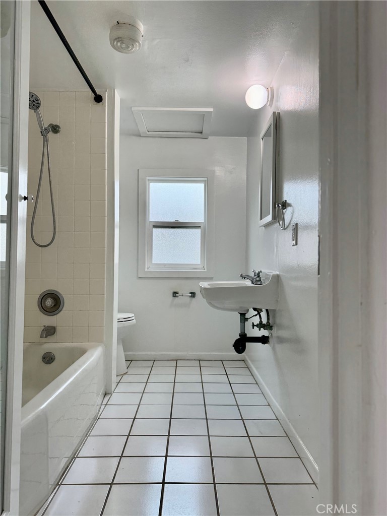 The Village (VIL) - Residential Lease