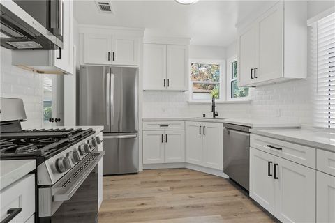Photo of 11128 Wheelock Street, Whittier, CA 90606 (MLS # OC25180034) Photo of 11128 Wheelock Street, Whittier, CA 90606 (MLS # OC25180034)