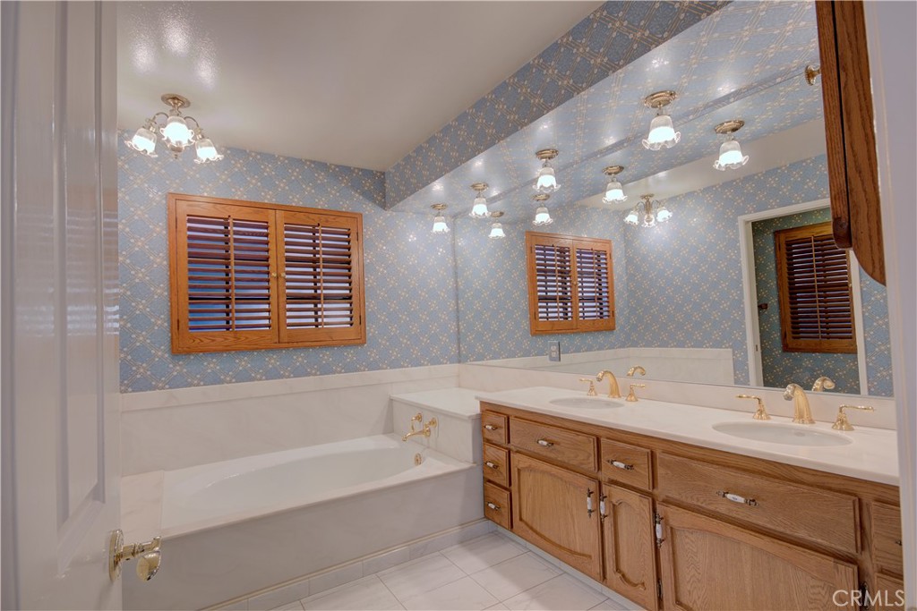 Not Applicable-105 - Residential Lease