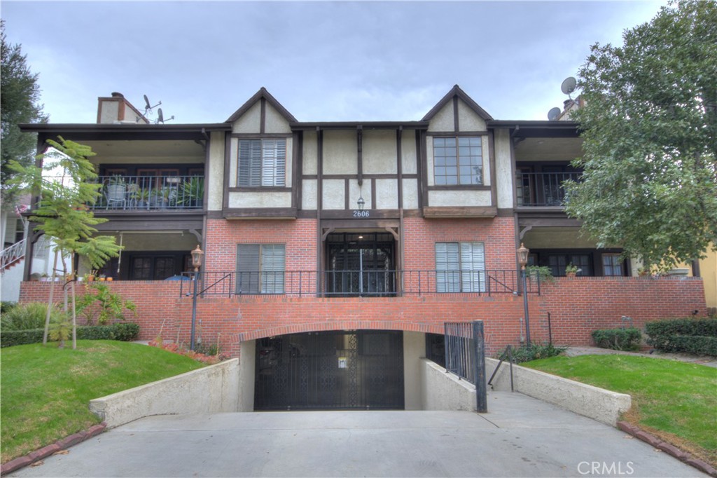 Not Applicable-105 - Residential Lease