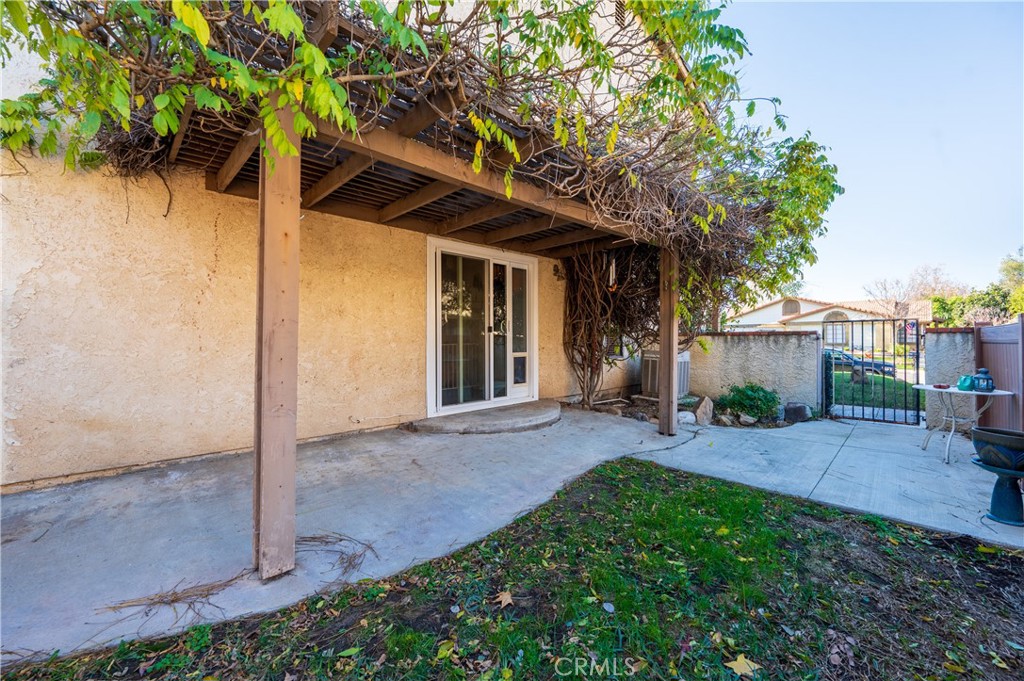 Valencia Glen (VLGL) - Residential