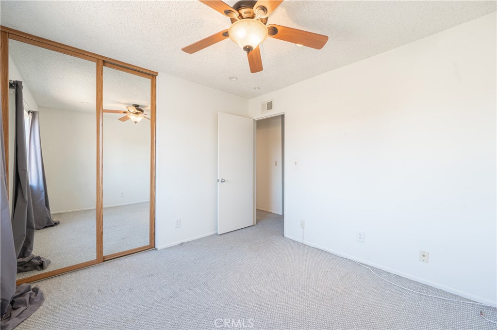 Valencia Glen (VLGL) - Residential