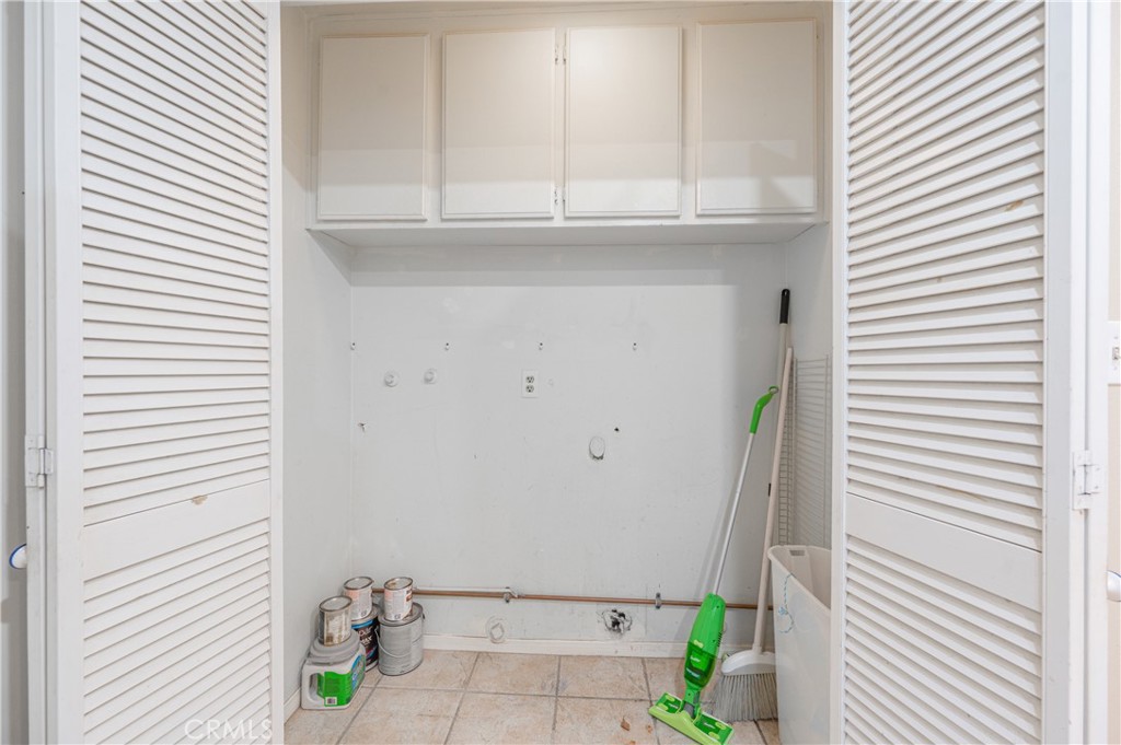 Valencia Glen (VLGL) - Residential