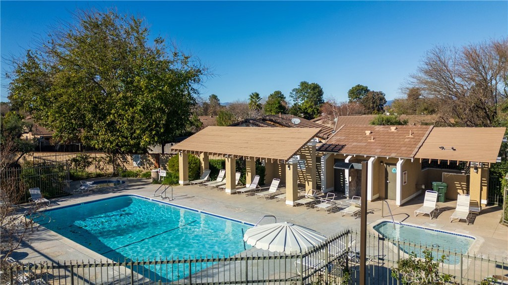 Valencia Glen (VLGL) - Residential