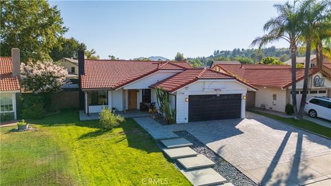 Photo of 27706 Hartford AVE, Castaic, CA 91384 (MLS # GD26154032)