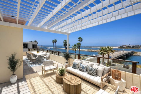 Photo of 6206 Pacific Avenue #2, Playa Del Rey, CA 90293 (MLS # 26992247)