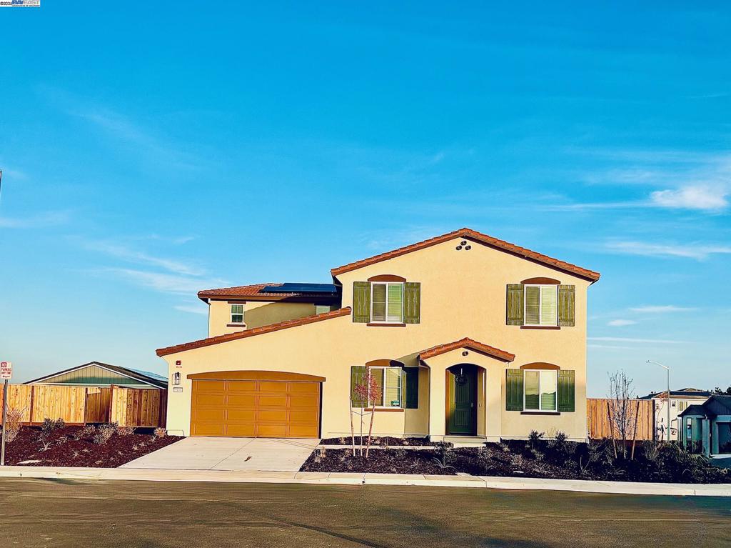 DEER VALLEY - Residential