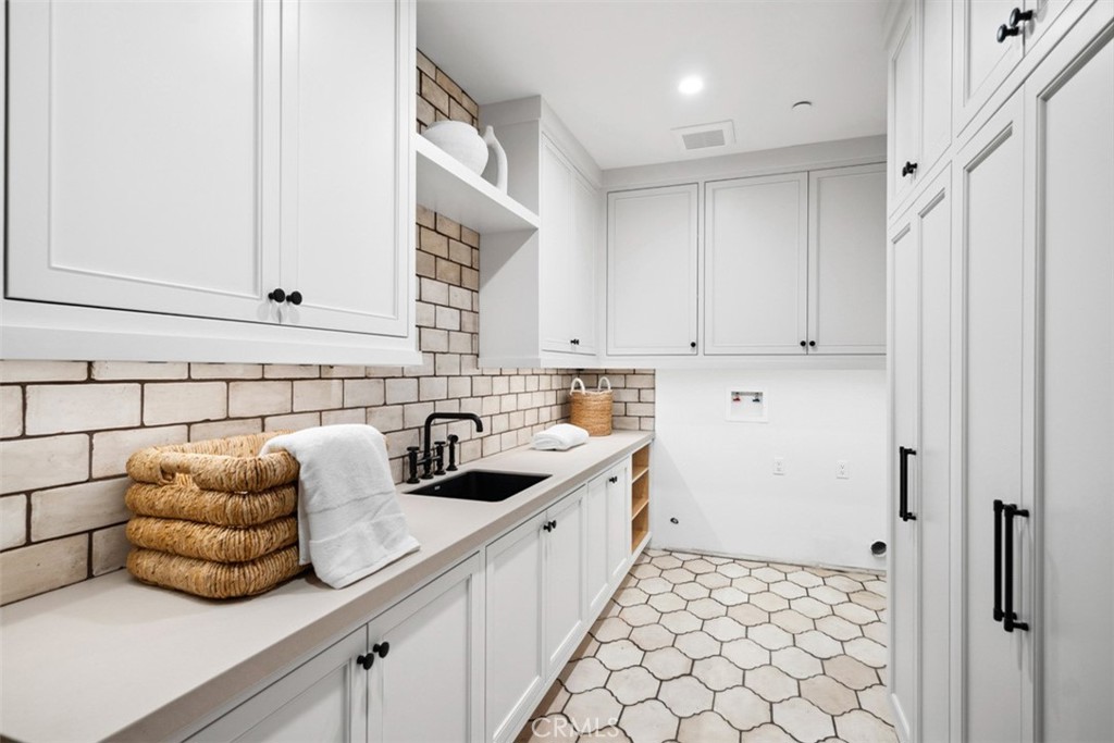 Shady Canyon Custom (SHDC) - Residential