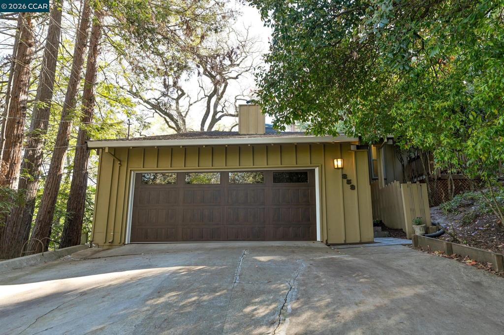 859 Mountain View Dr