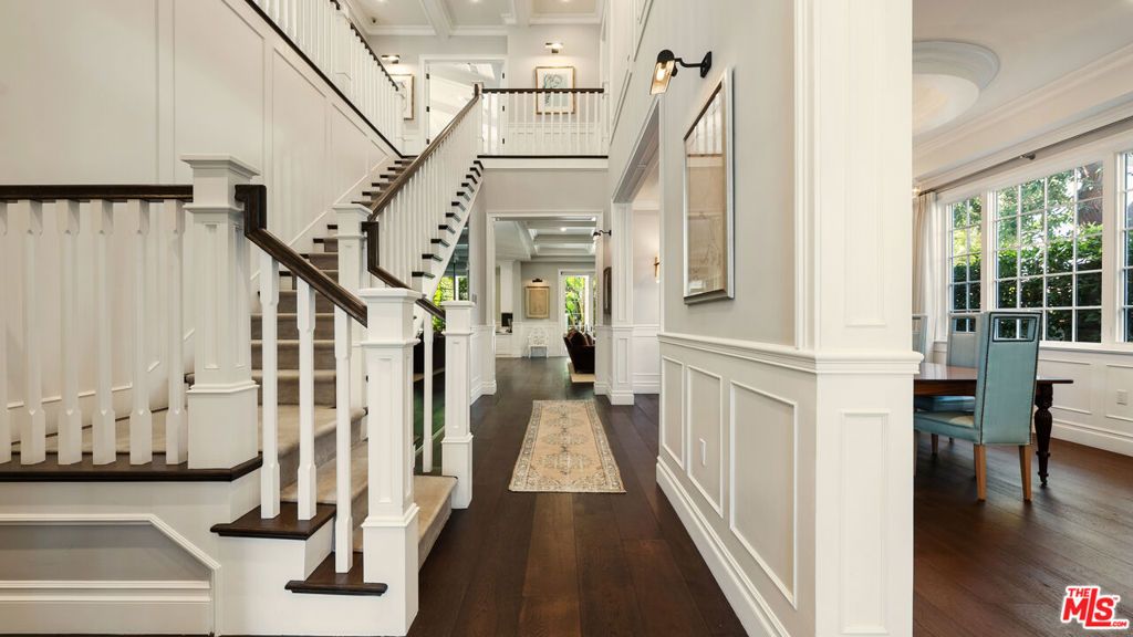 Photo of 361 N Bowling Green Way, Los Angeles, CA 90049 (MLS # 26658605)