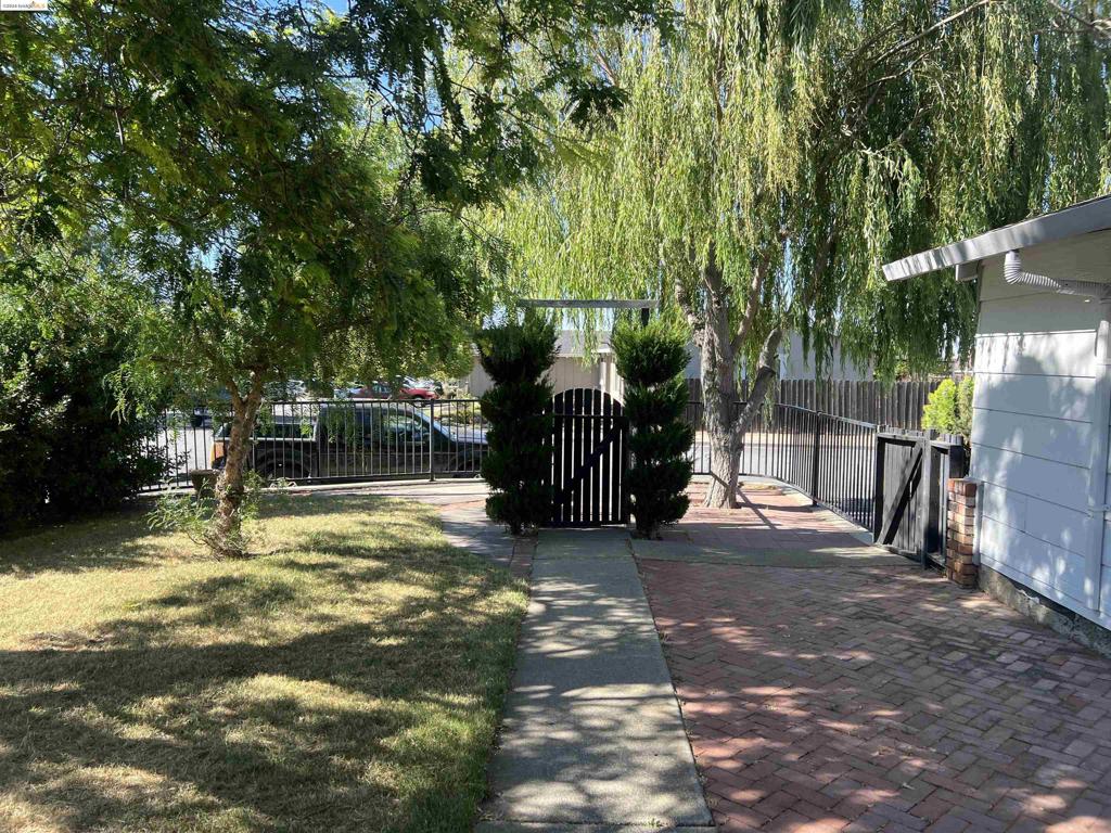 PITTSBURG - Residential Lease