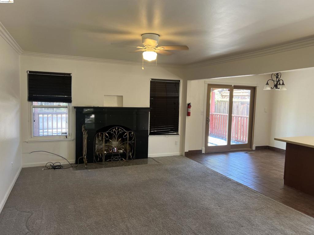 PITTSBURG - Residential Lease