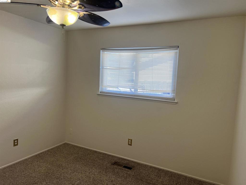 PITTSBURG - Residential Lease