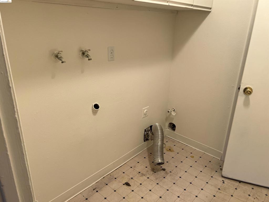 PITTSBURG - Residential Lease