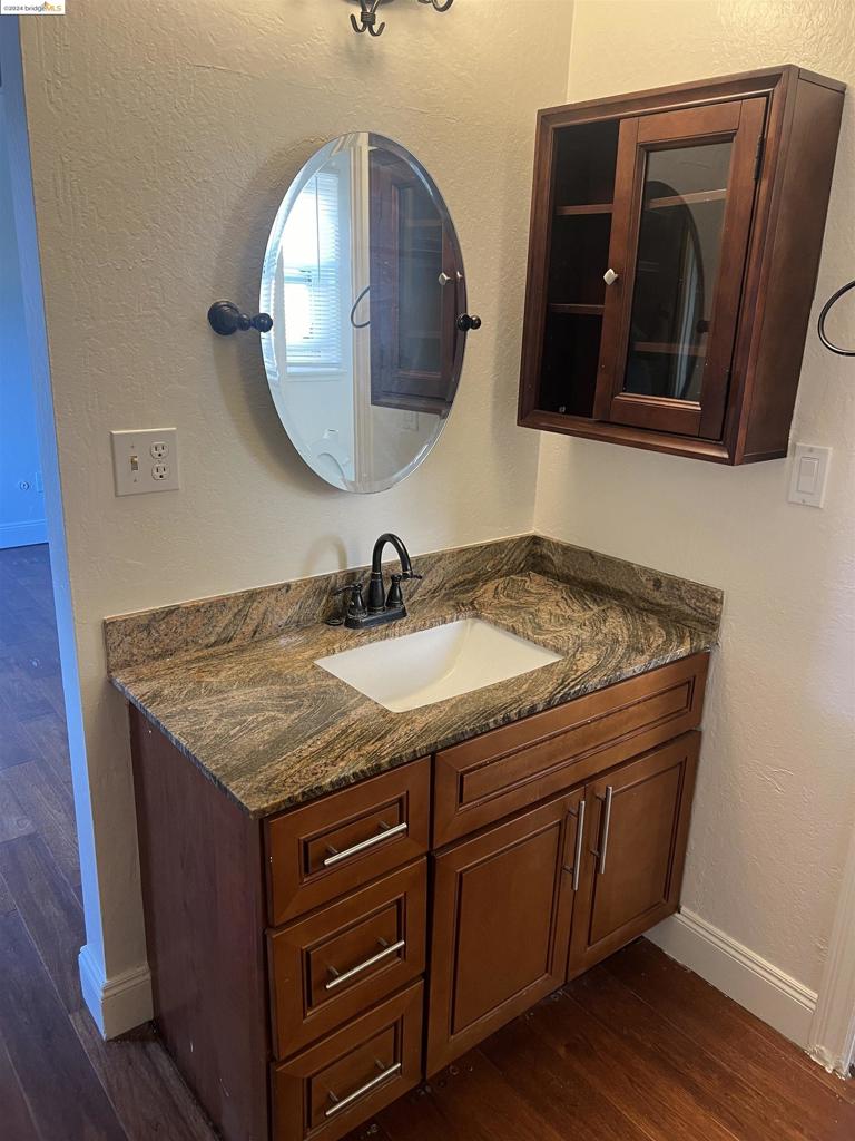 PITTSBURG - Residential Lease