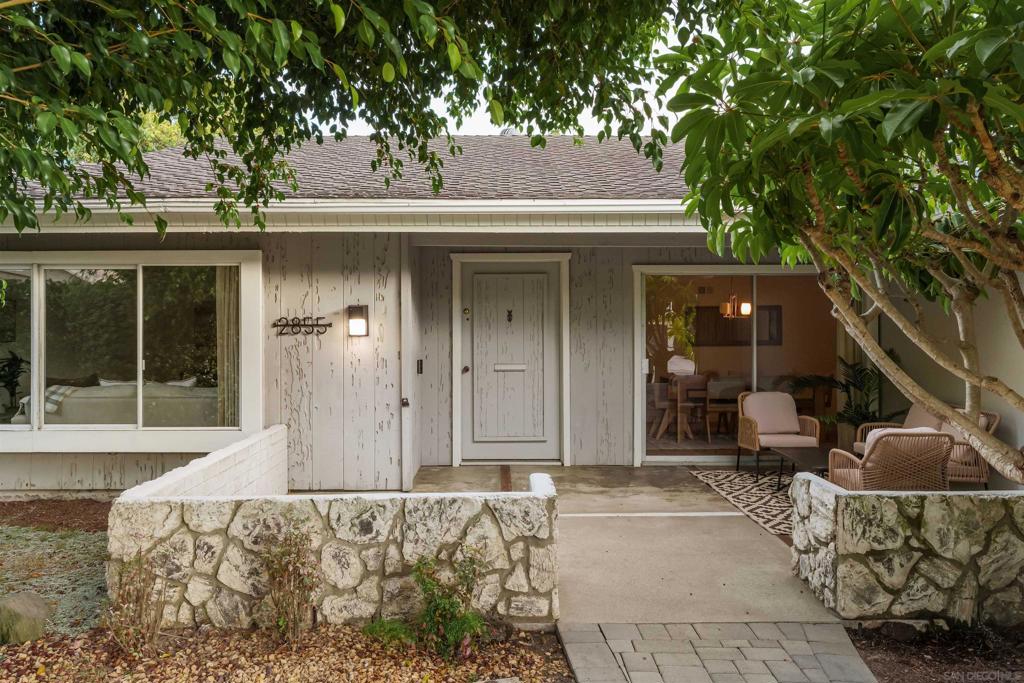 2855 Cliffridge Ct