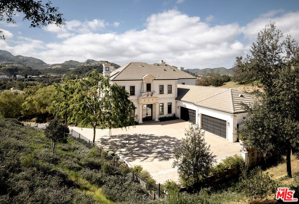 Photo of 2674 Stafford Road, Westlake Village, CA 91361 (MLS # 26666749)