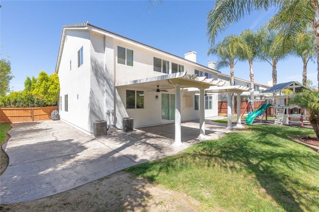 Photo of 45000 Vine Cliff St, Temecula, CA 92592 (MLS # PW26072975)