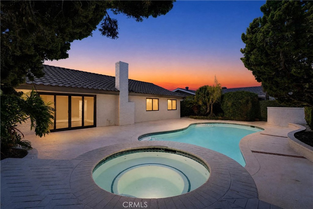 6951 Stanford