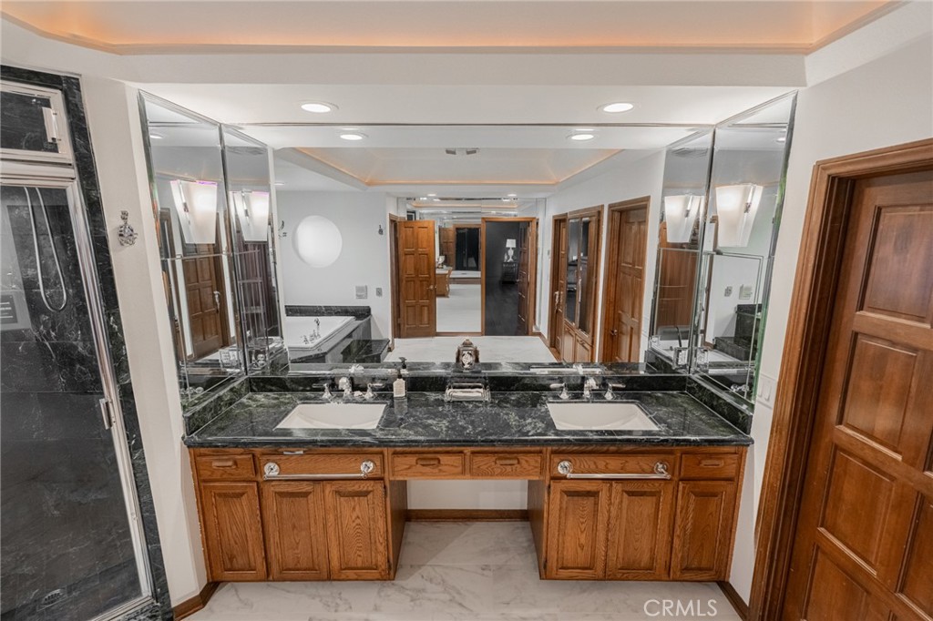 Custom Homes (VAL1) (CVAL1) - Residential