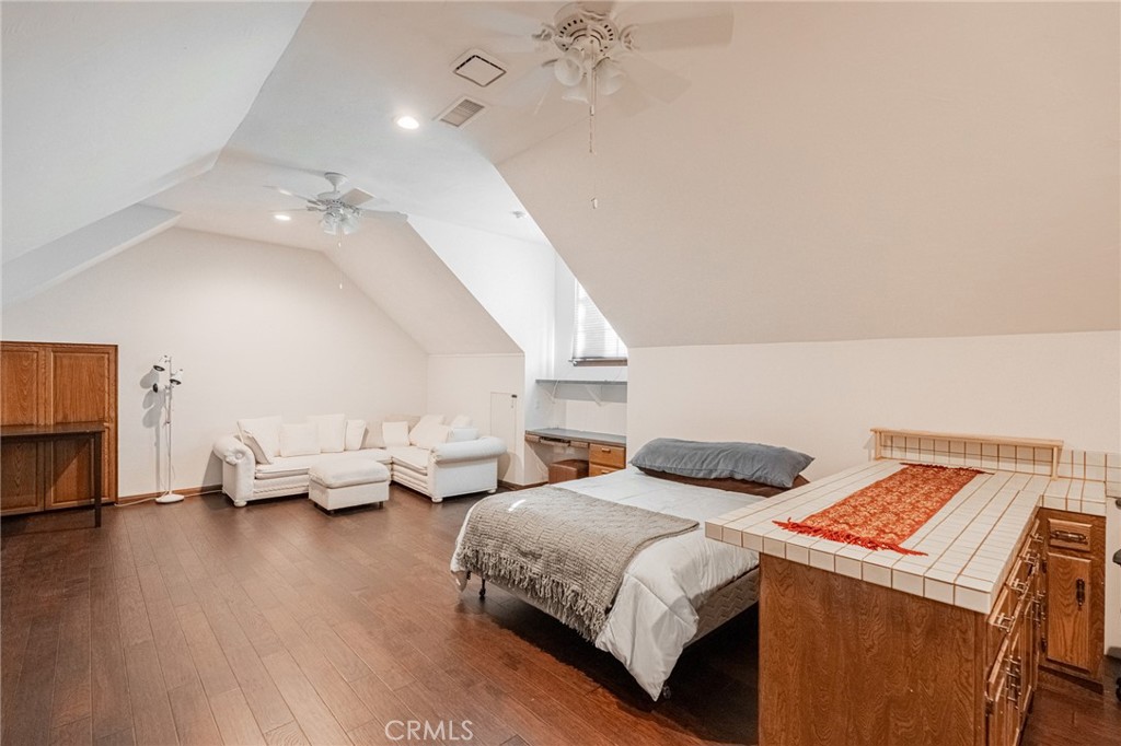 Custom Homes (VAL1) (CVAL1) - Residential