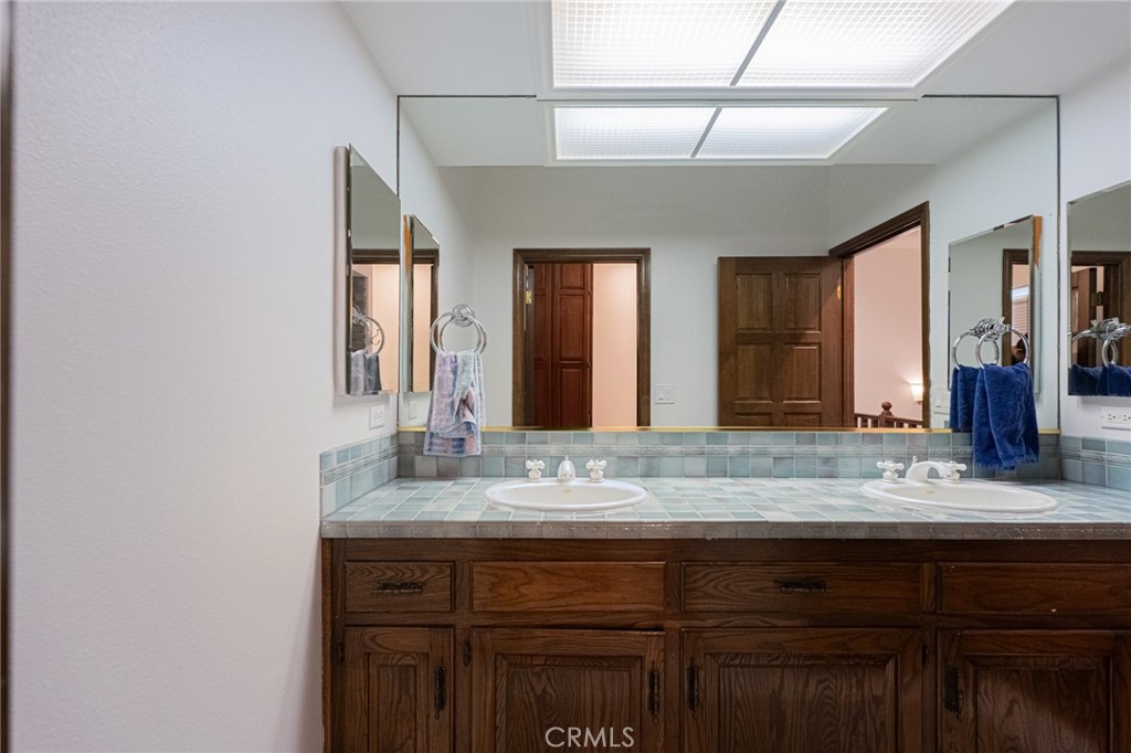 Custom Homes (VAL1) (CVAL1) - Residential