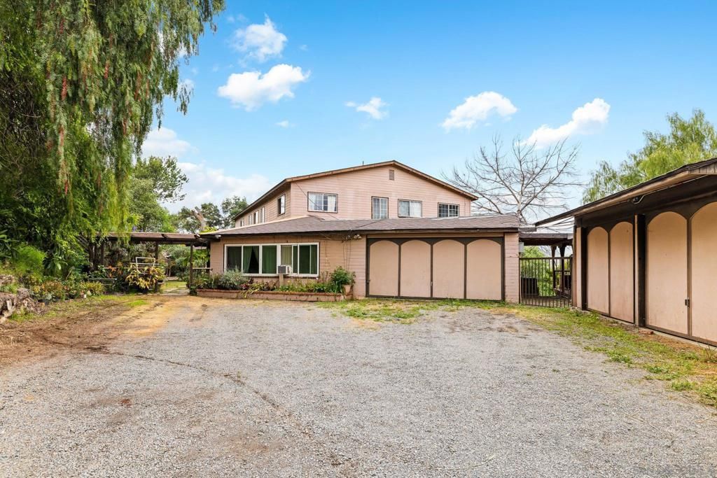 listing image 130728616544189443051