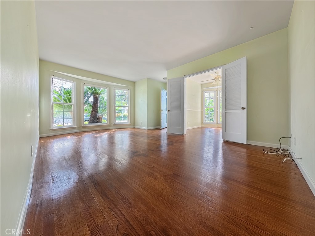 305 N Shadydale Avenue