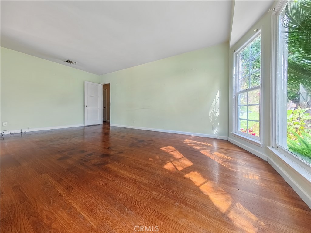 305 N Shadydale Avenue