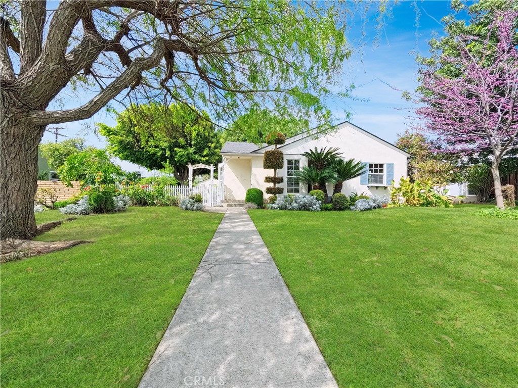 305 N Shadydale Avenue