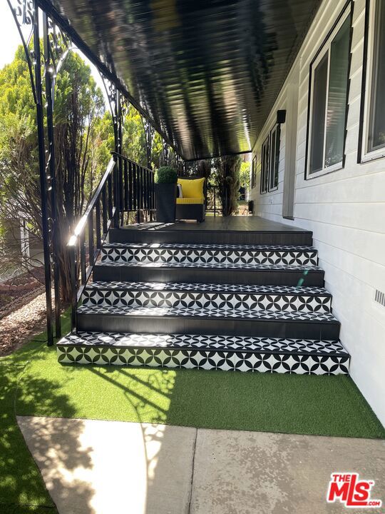 1150 Ventura Boulevard 62