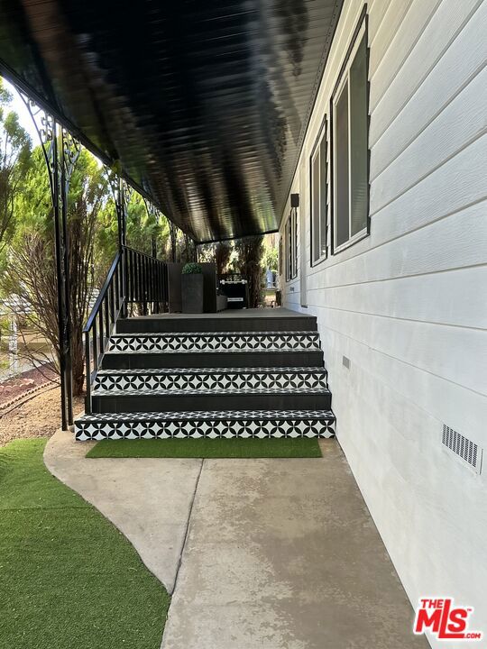 1150 Ventura Boulevard 62A