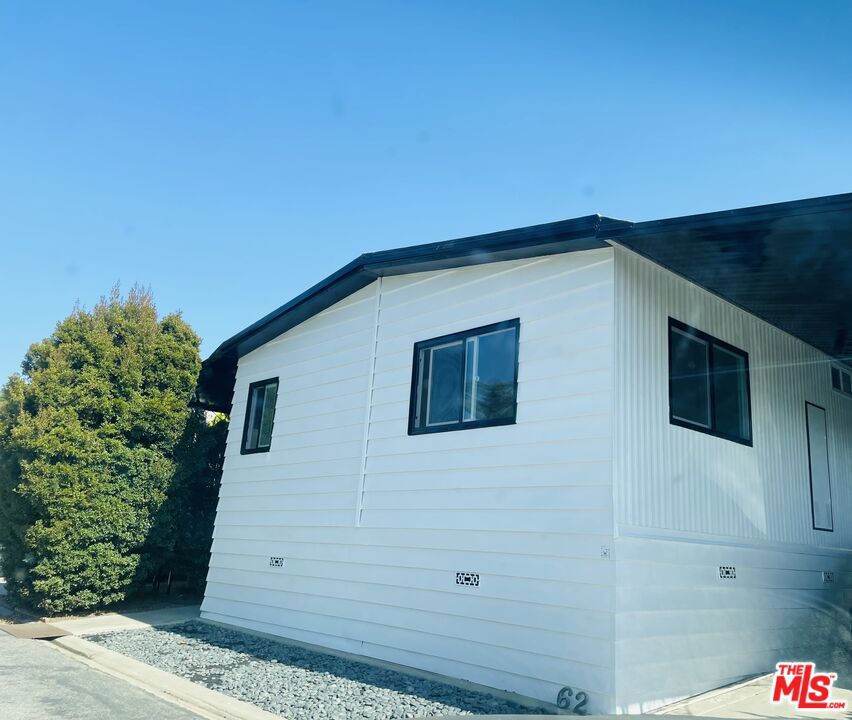 1150 Ventura Boulevard 62A