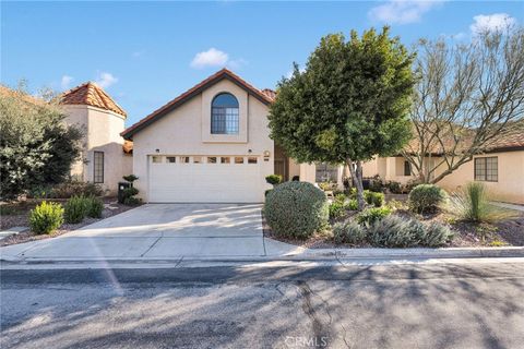 19249 Palm Apple Valley CA 92308