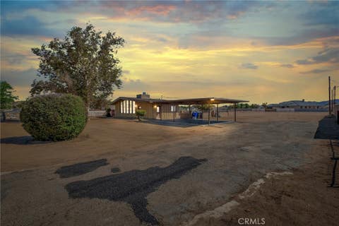 Photo of 20660 US Highway 18, Apple Valley, CA 92307 (MLS # HD26147106)