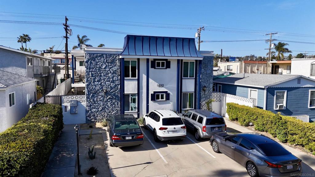 1532 Hornblend Street