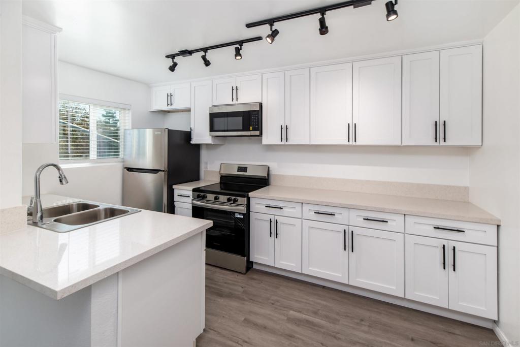 College Grove - Residential