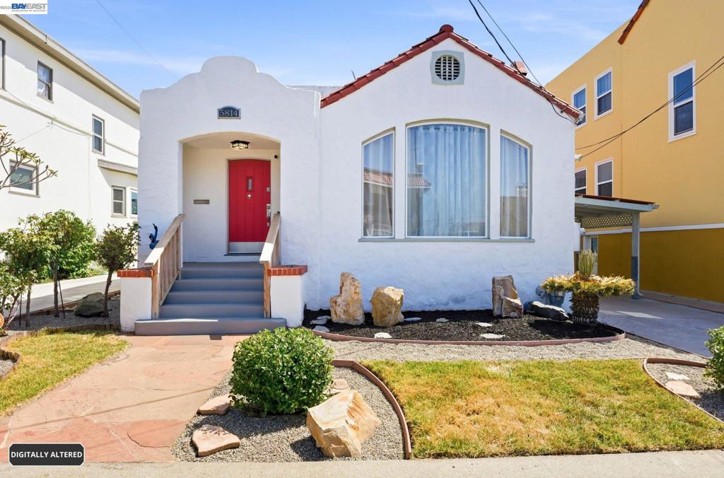 5814 Fleming Ave Ave, Oakland CA 94605