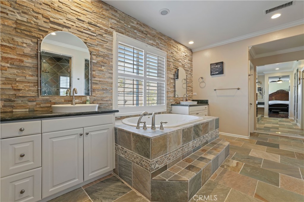 Masters (MSTRS) - Residential
