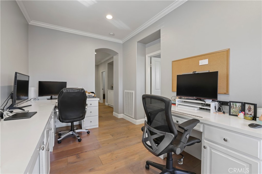Masters (MSTRS) - Residential