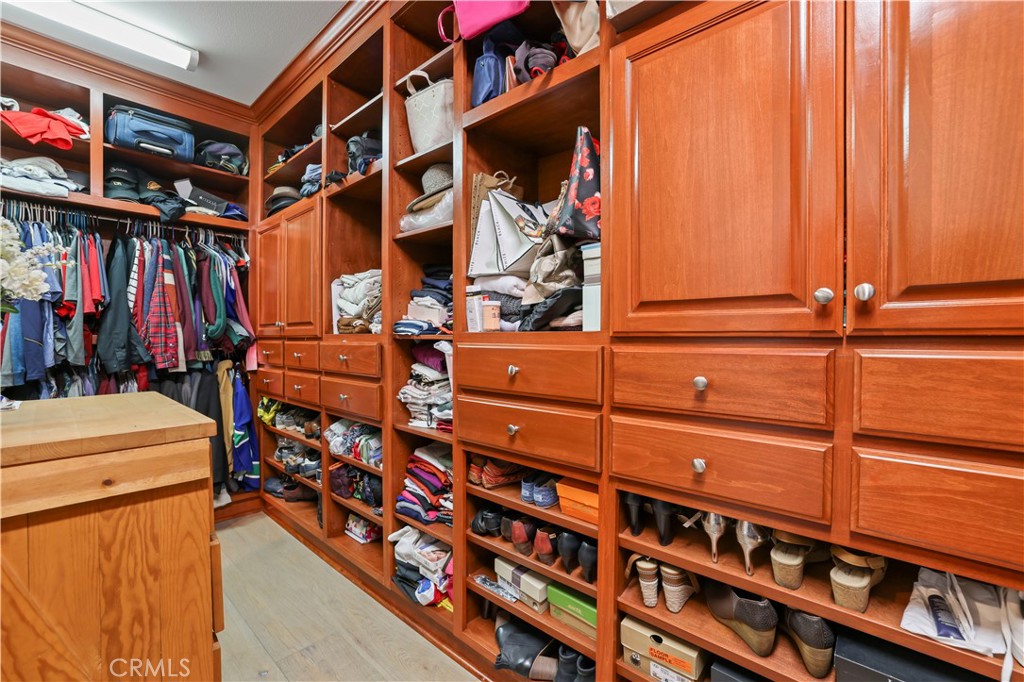 Masters (MSTRS) - Residential
