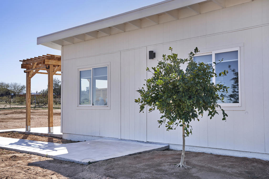 2250 Delgada Avenue